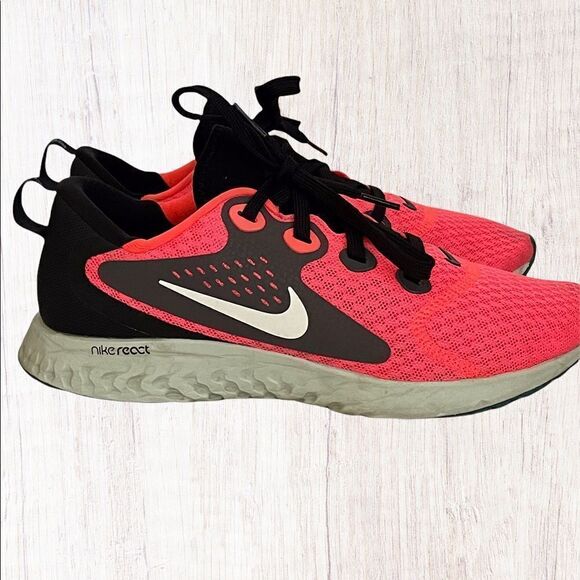 Nike Legend React Hot Punch Sneakers‎ SZ 7.5 - Picture 1 of 8